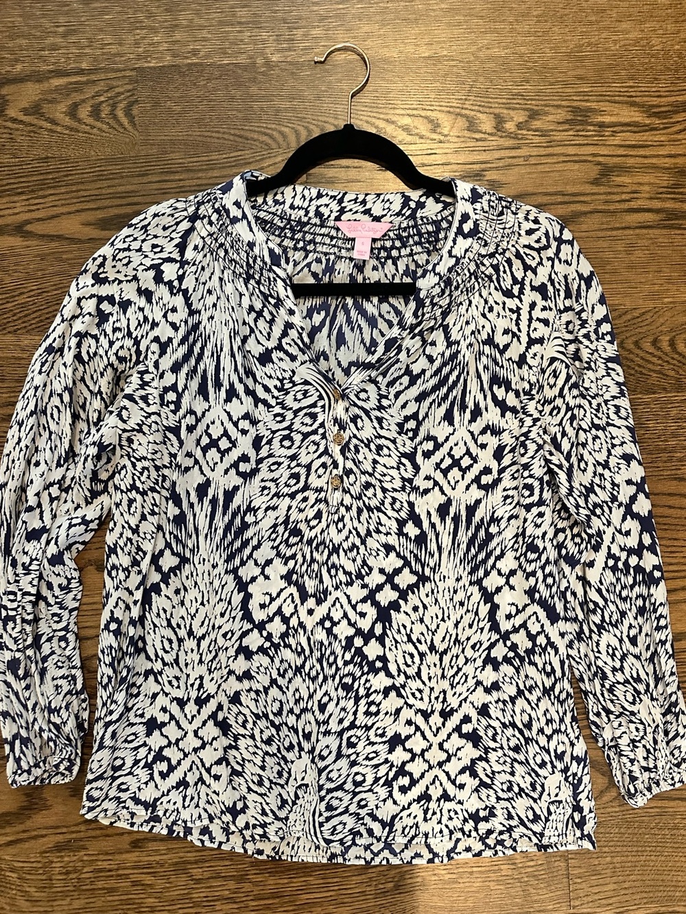 Lily Pulitzer Navy & White Patterned Blouse